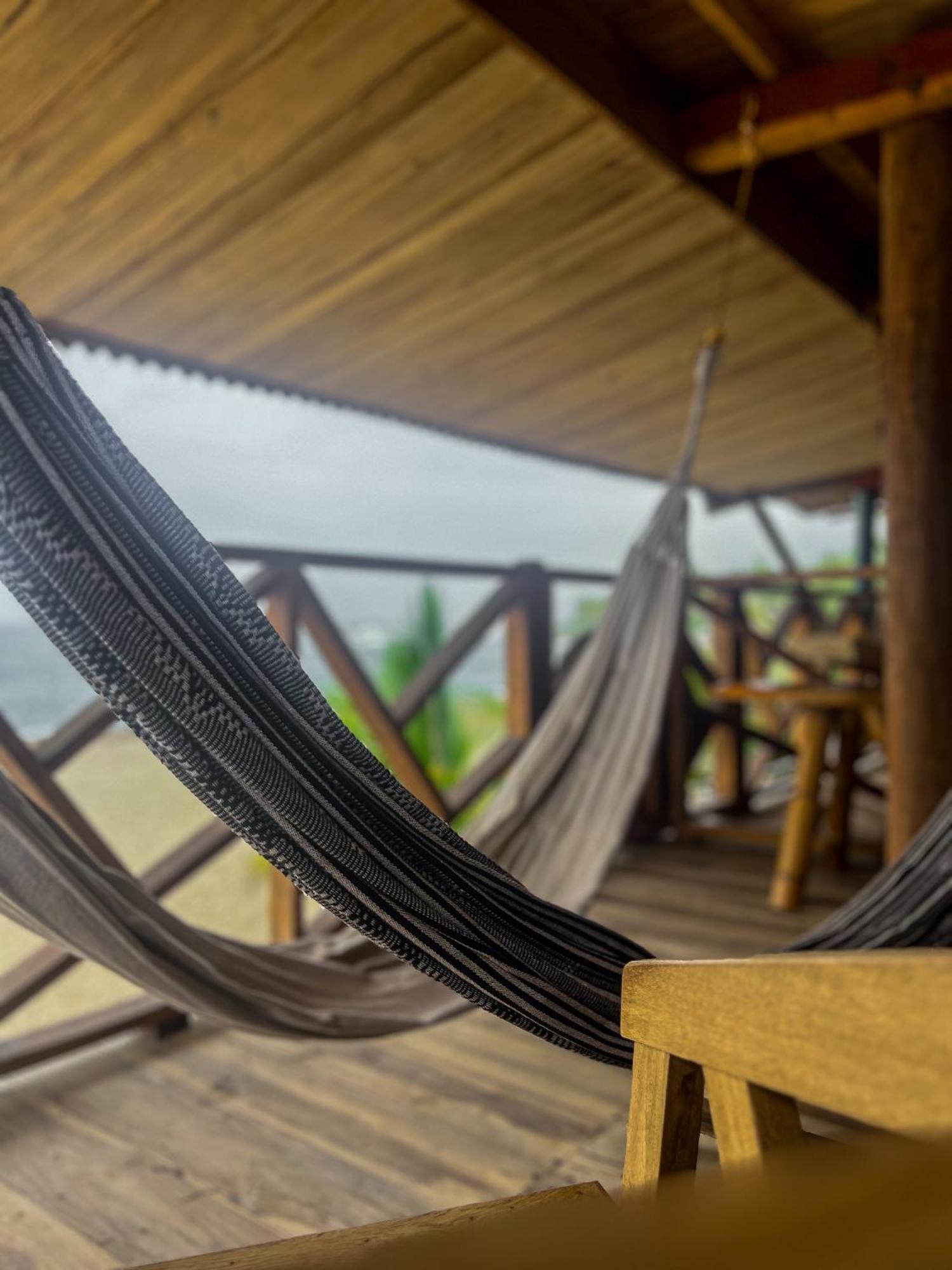 Hostal Mocambo Beach Гуачака Экстерьер фото