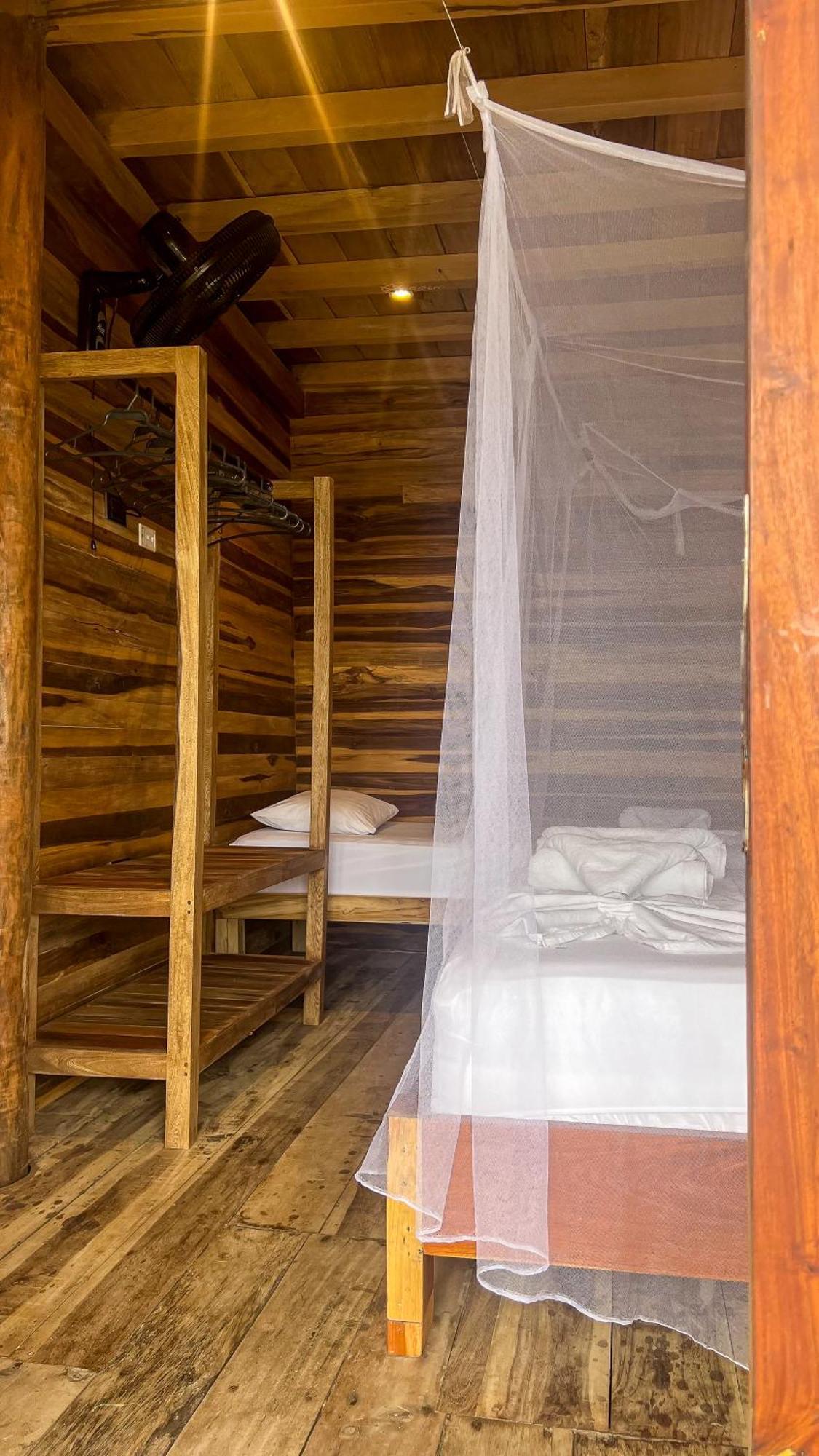 Hostal Mocambo Beach Гуачака Экстерьер фото