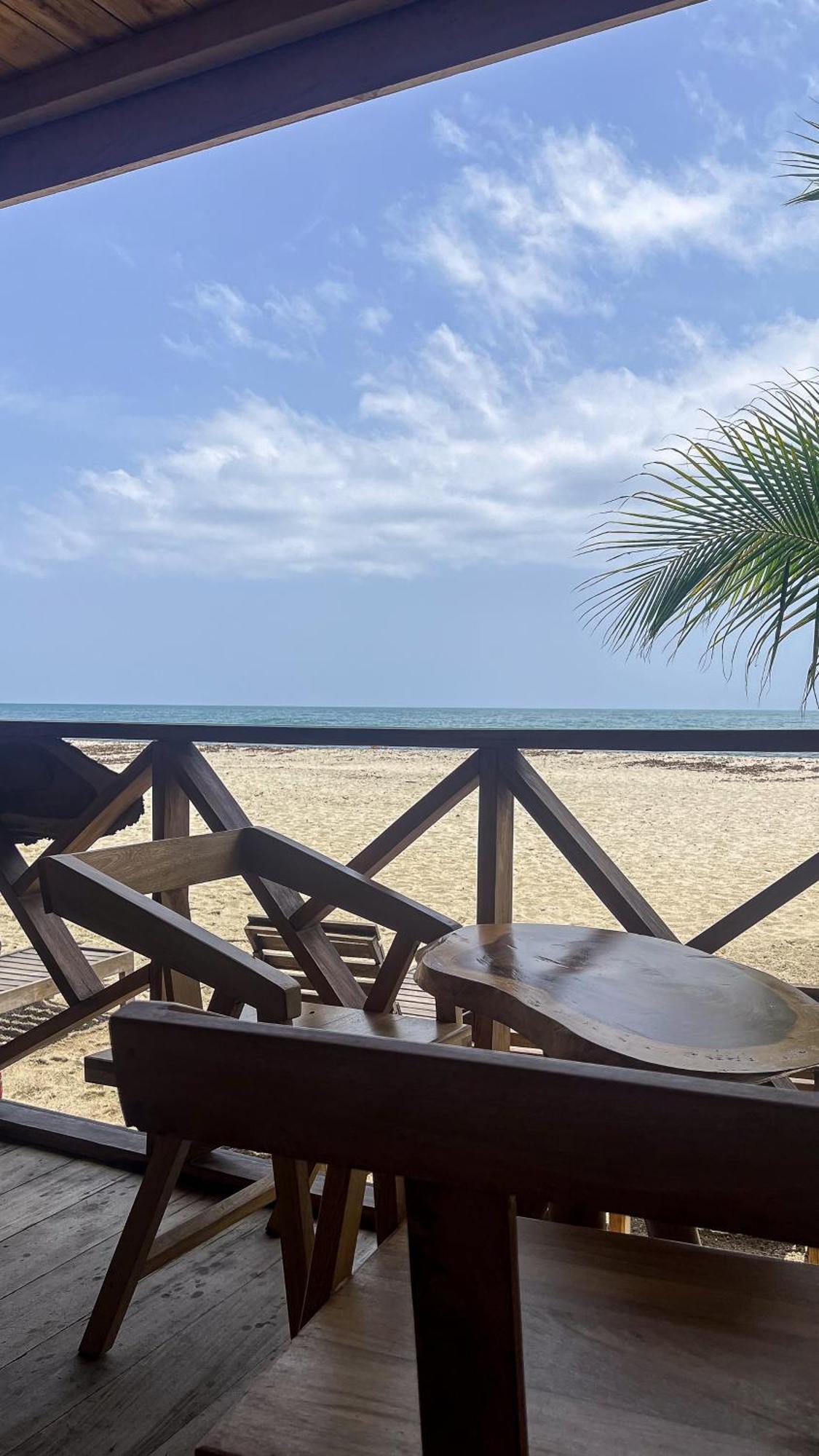Hostal Mocambo Beach Гуачака Экстерьер фото