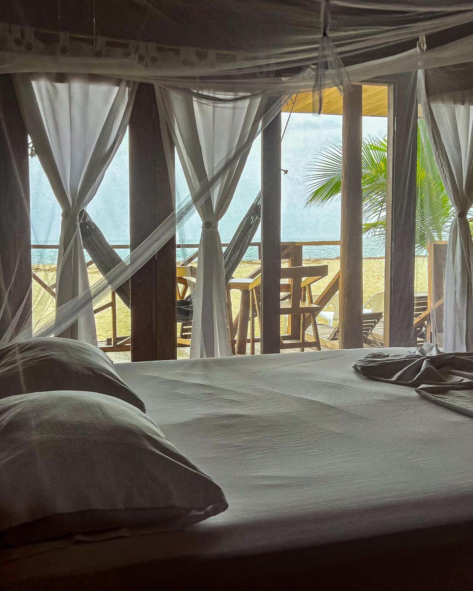 Hostal Mocambo Beach Гуачака Экстерьер фото