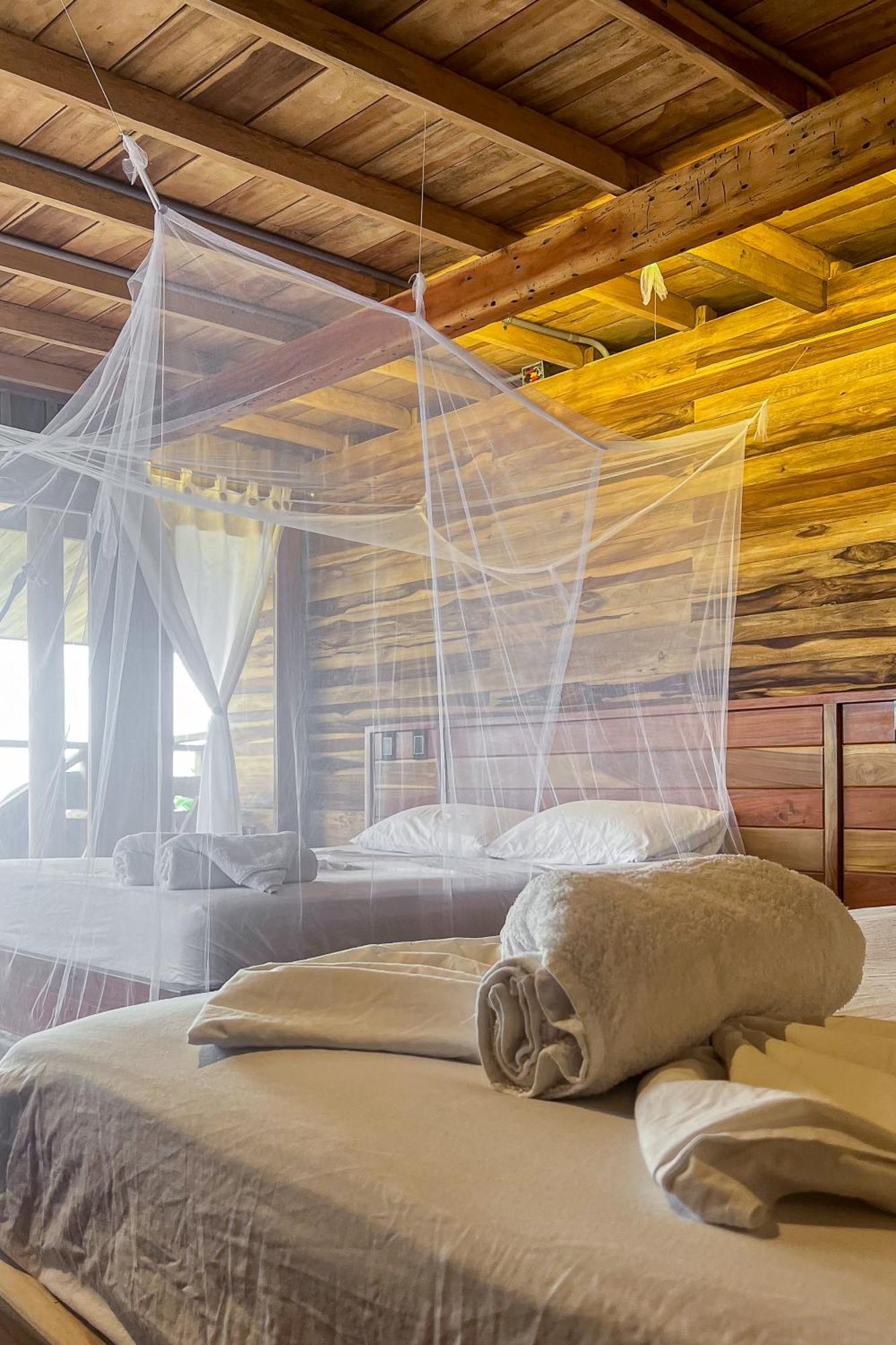 Hostal Mocambo Beach Гуачака Экстерьер фото